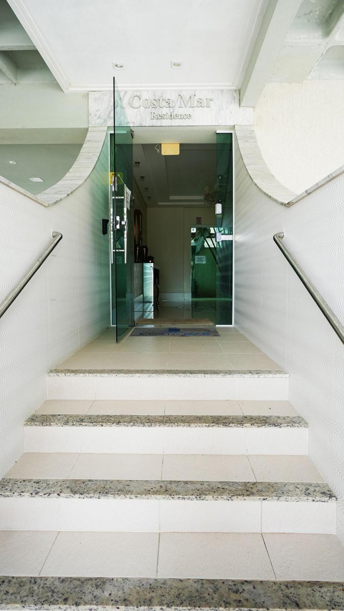 Апартаменты Edificio Costa Mar - Centro De Бомбиньяс Экстерьер фото